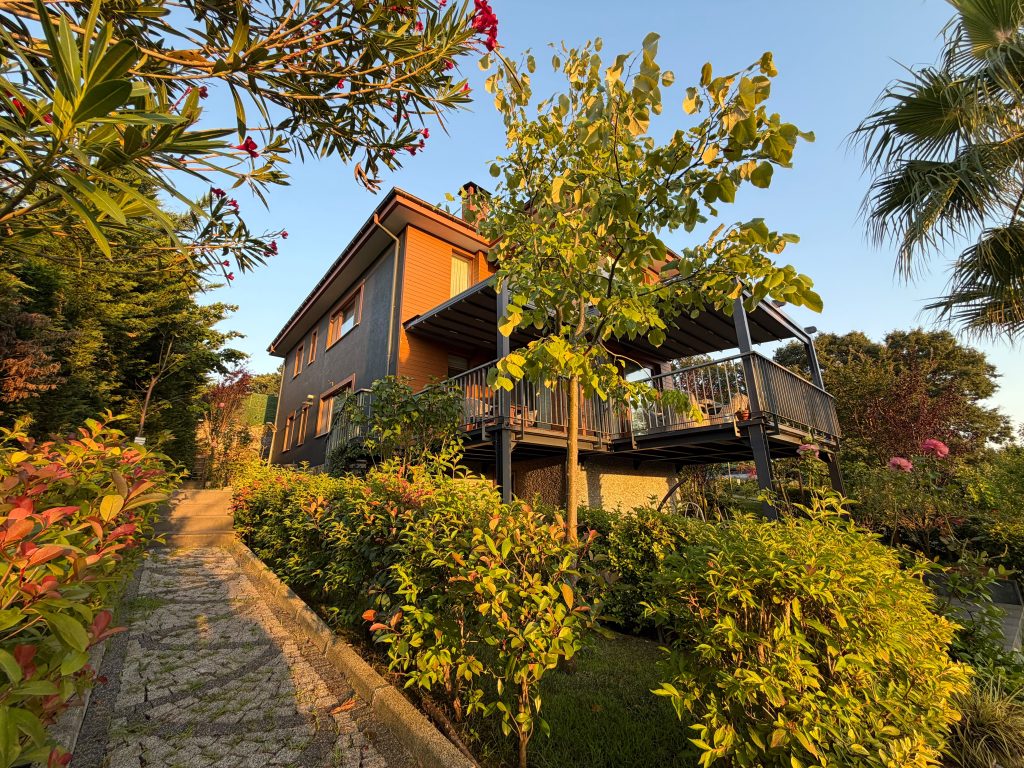 2.000m²Arsa İçerisinde Müstakil Havuzlu Möbleli Satılık Villa — galeri görseli 35