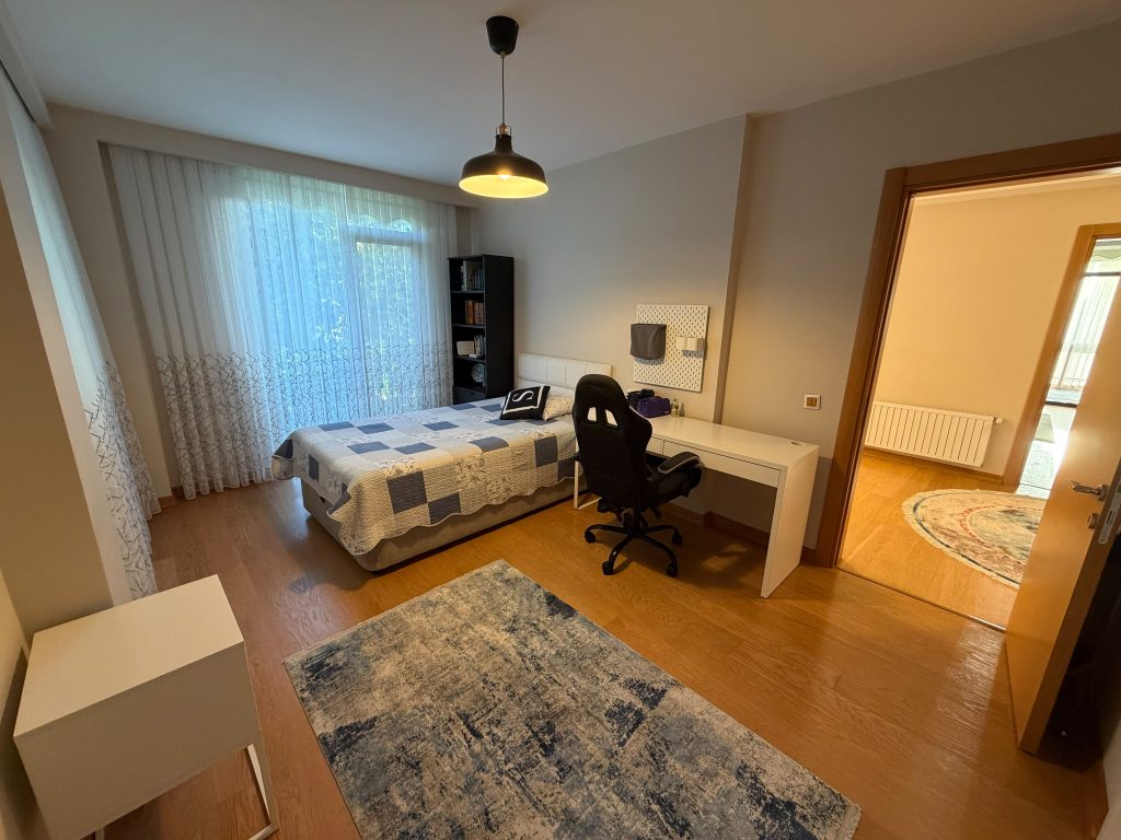 2.000m²Arsa İçerisinde Müstakil Havuzlu Möbleli Satılık Villa — galeri görseli 32