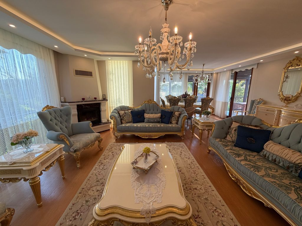 2.000m²Arsa İçerisinde Müstakil Havuzlu Möbleli Satılık Villa — galeri görseli 13